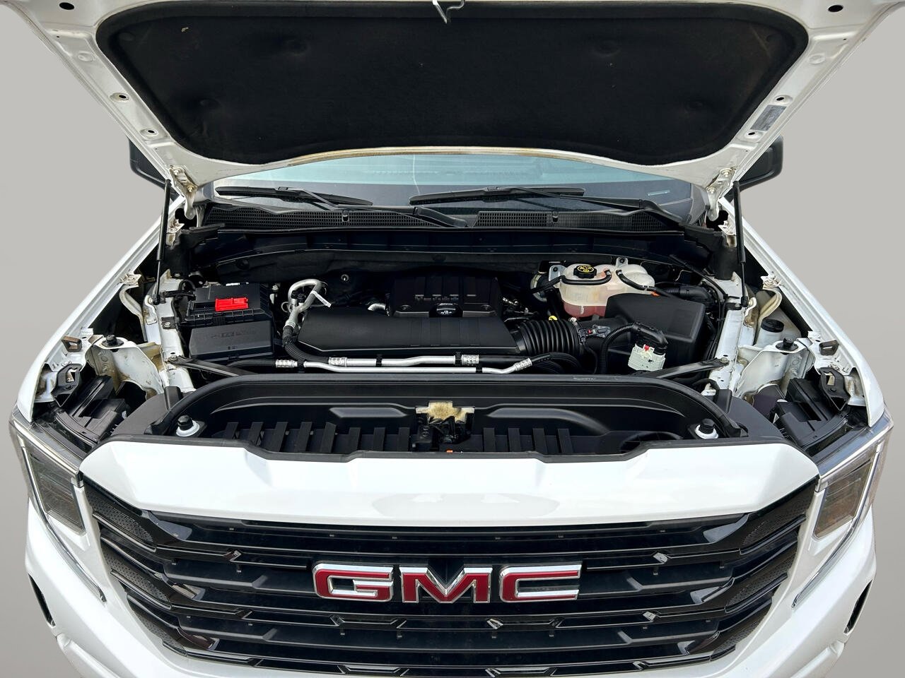 Used 2022 GMC Sierra 1500 Elevation image 23