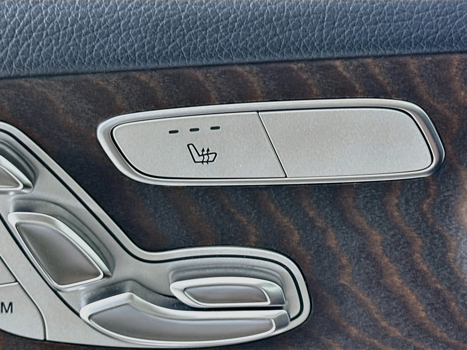 Used 2019 Mercedes-Benz GLC 300 image 21