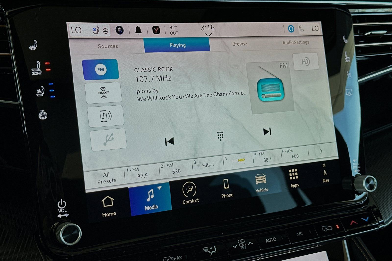 New 2024 Jeep Grand Wagoneer Series III w/ Quick Order Packagew 28T image 24