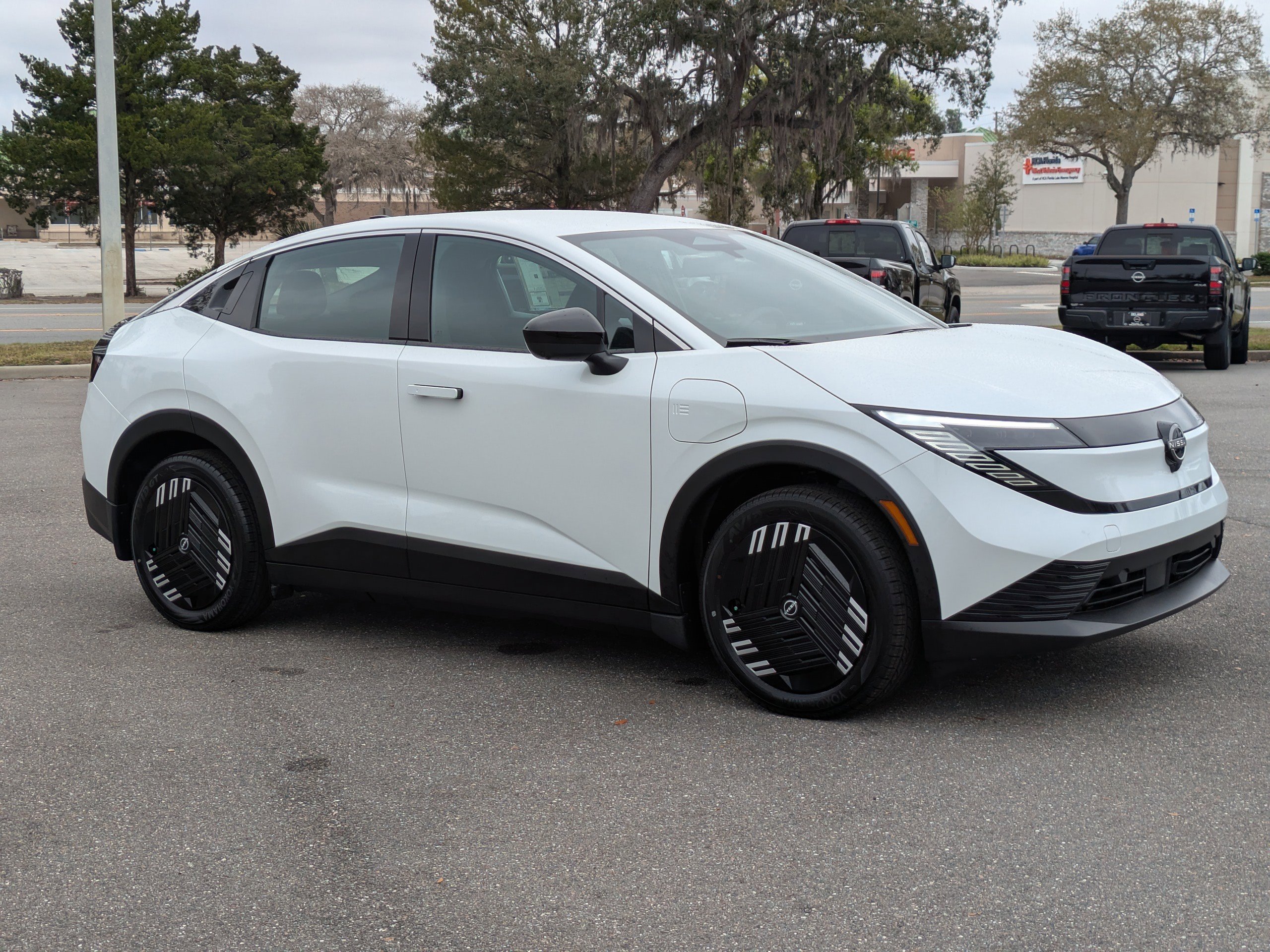 New 2026 Nissan Leaf video 2