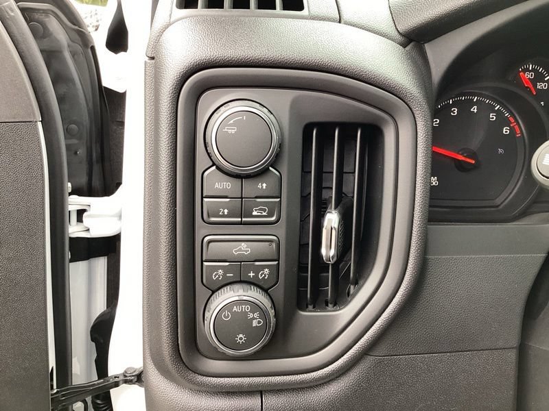 New 2026 Chevrolet Silverado 1500 Custom AWD/4WD image 27