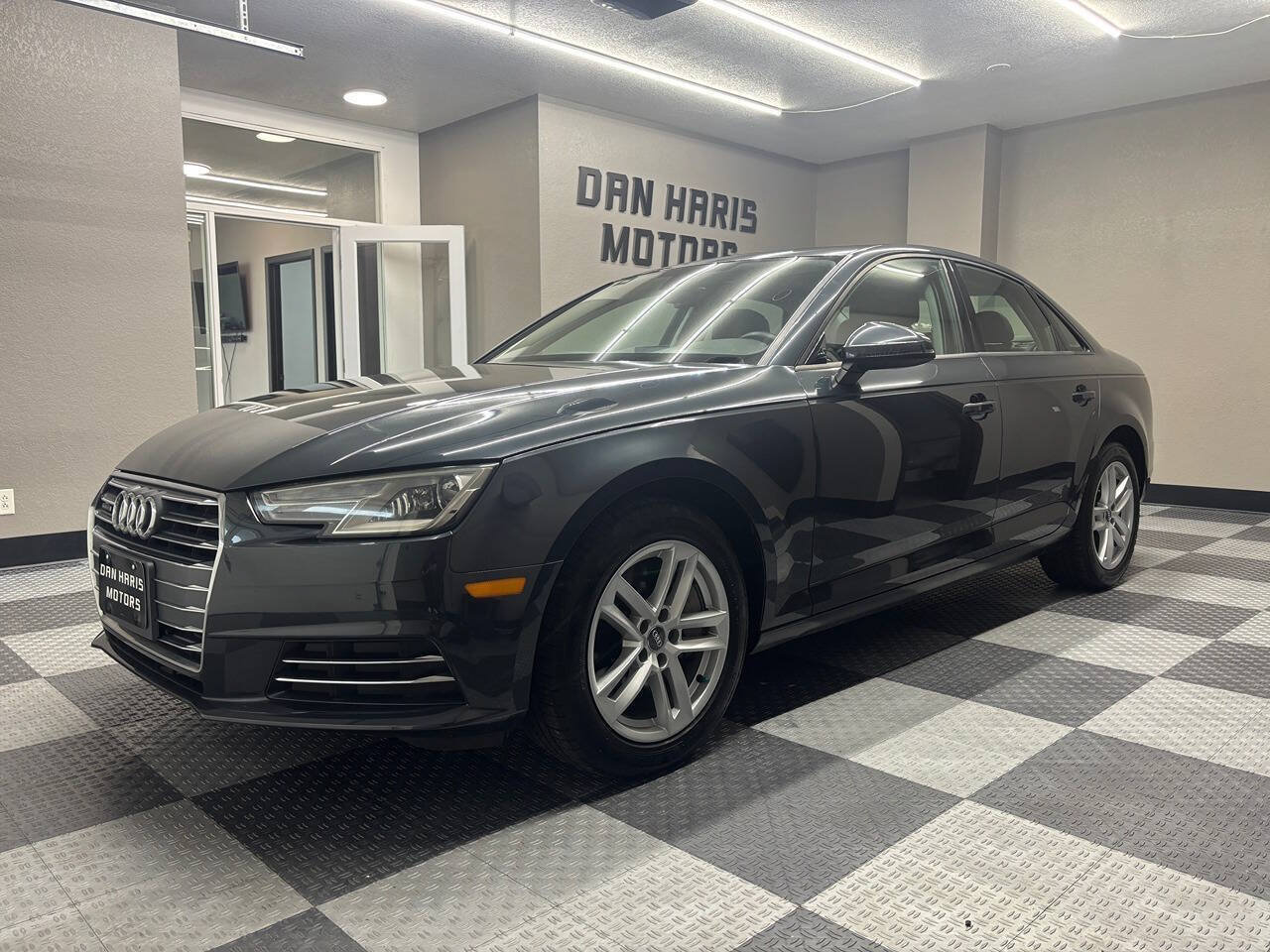 Used 2017 Audi A4 2.0T Premium AWD/4WD image 2