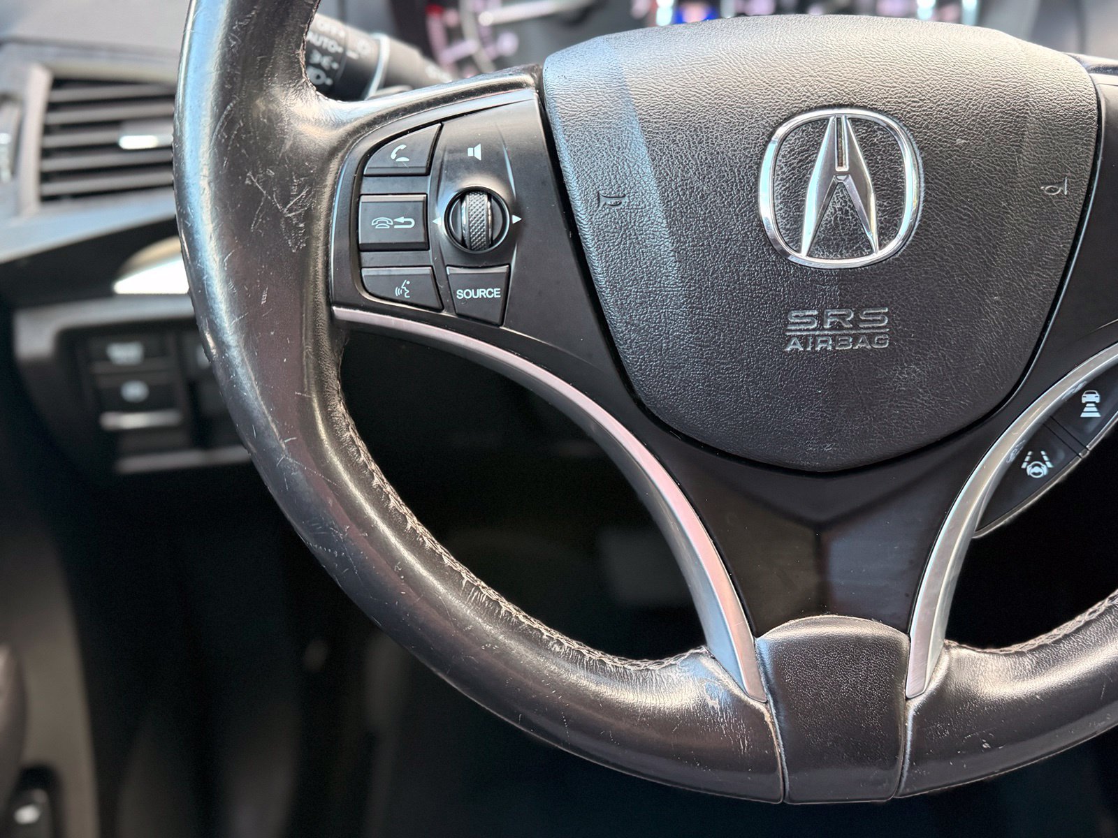 Used 2018 Acura MDX SH-AWD image 25