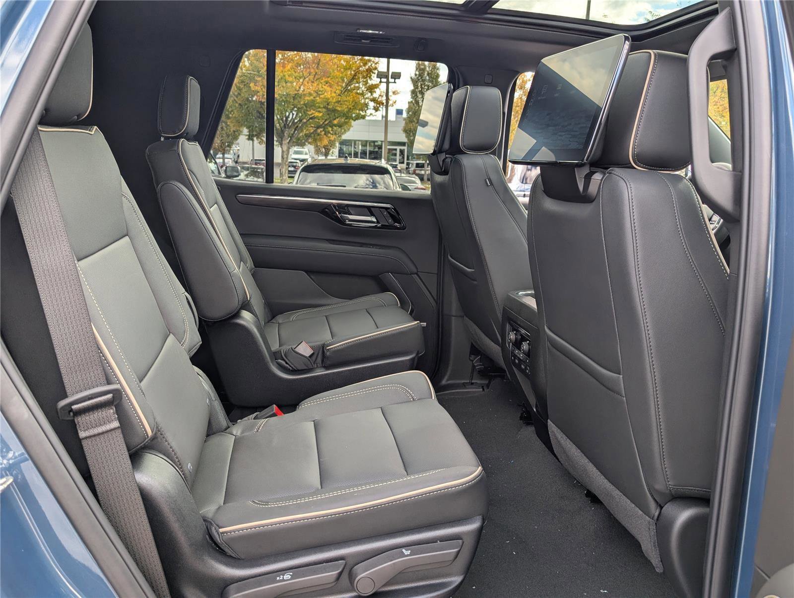 New 2026 Chevrolet Tahoe Premier image 8