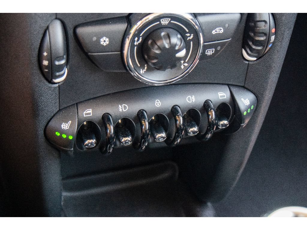 Used 2011 MINI Cooper S FWD image 21