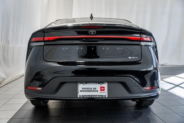 New 2026 Toyota Prius LE image 5