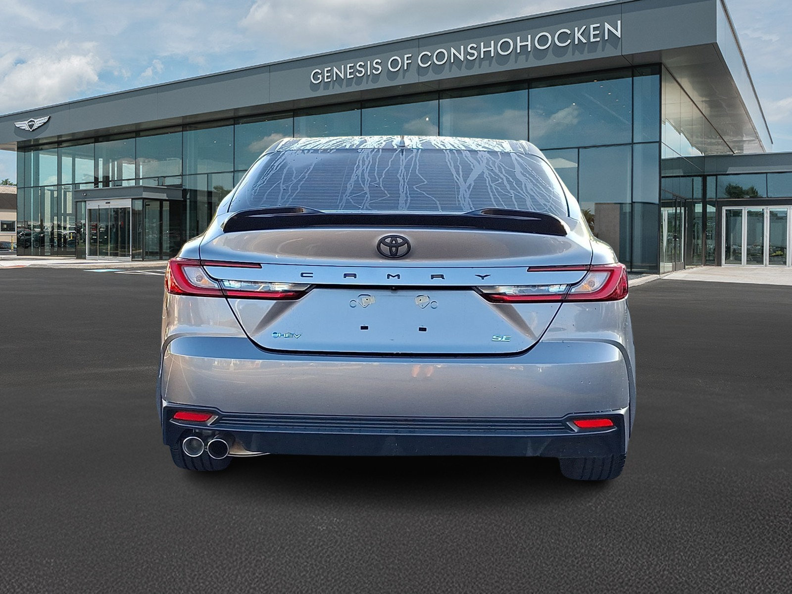 Used 2025 Toyota Camry SE FWD image 5