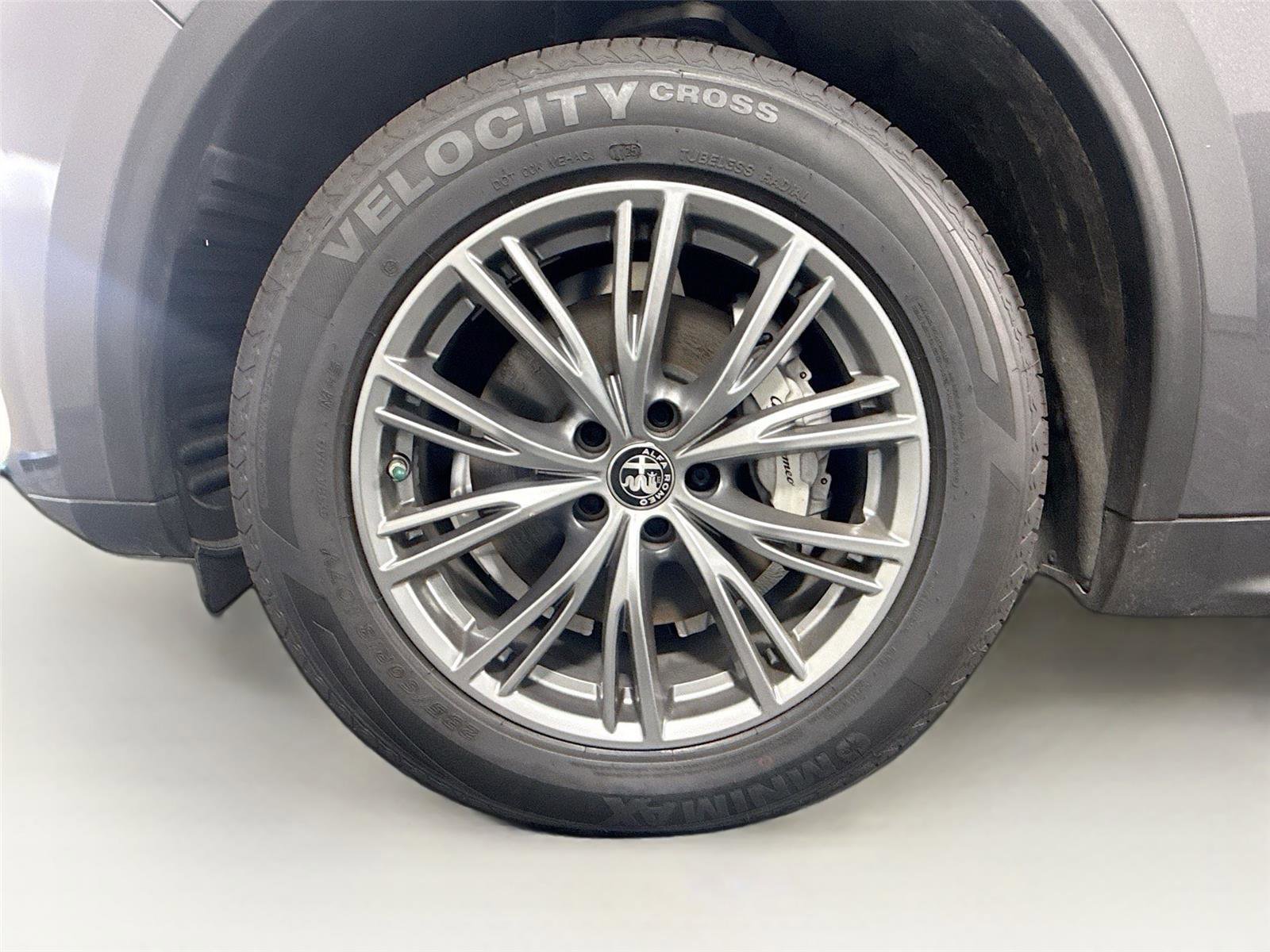 Used 2024 Alfa Romeo Stelvio Sprint RWD image 33