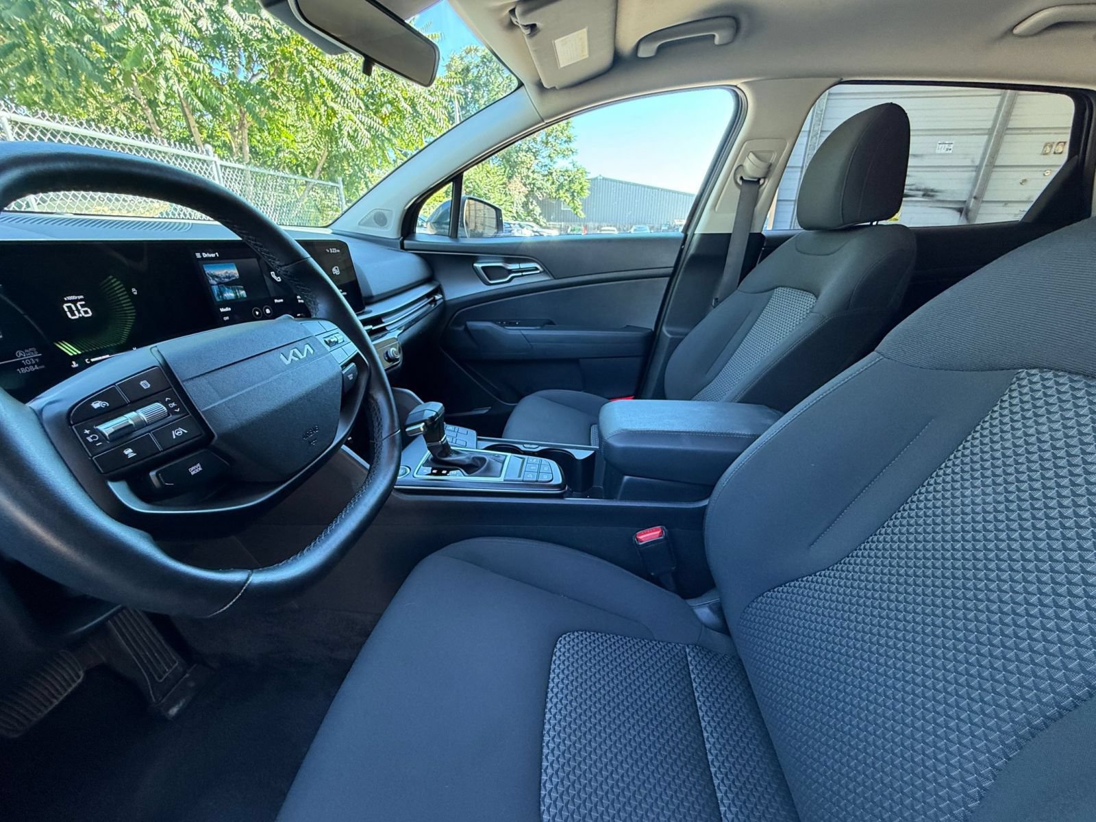 Used 2026 Kia Sportage LX AWD/4WD image 25