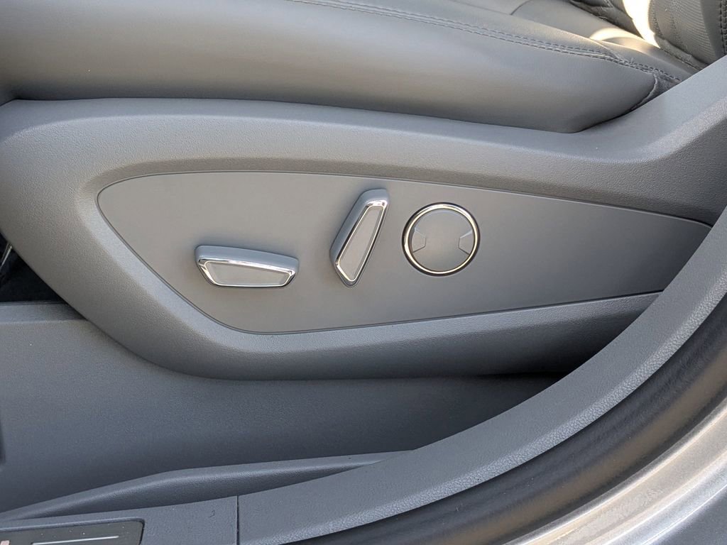 Used 2022 Lincoln Nautilus Reserve w/ Luxury Package image 20