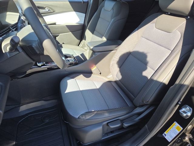 New 2026 Chevrolet Trax LT w/ Driver Confidence Package image 30
