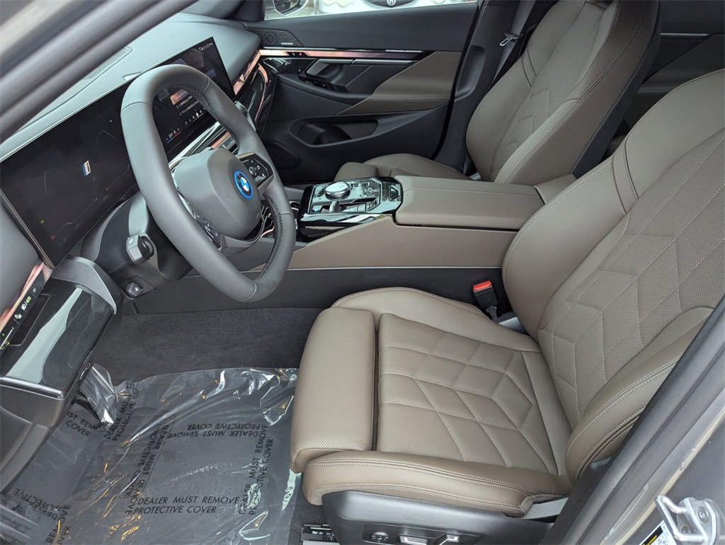 Used 2026 BMW i5 eDrive40 image 11