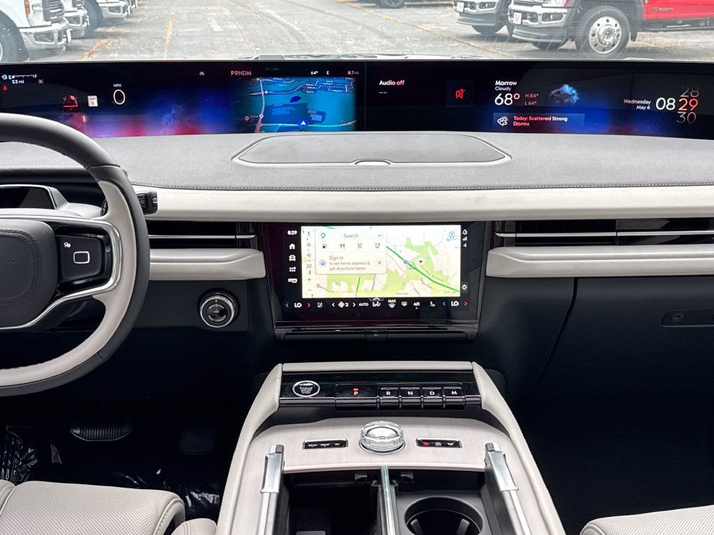 New 2026 Lincoln Navigator L Reserve AWD/4WD image 17