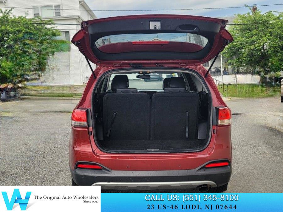 Used 2017 Kia Sorento EX AWD/4WD image 16