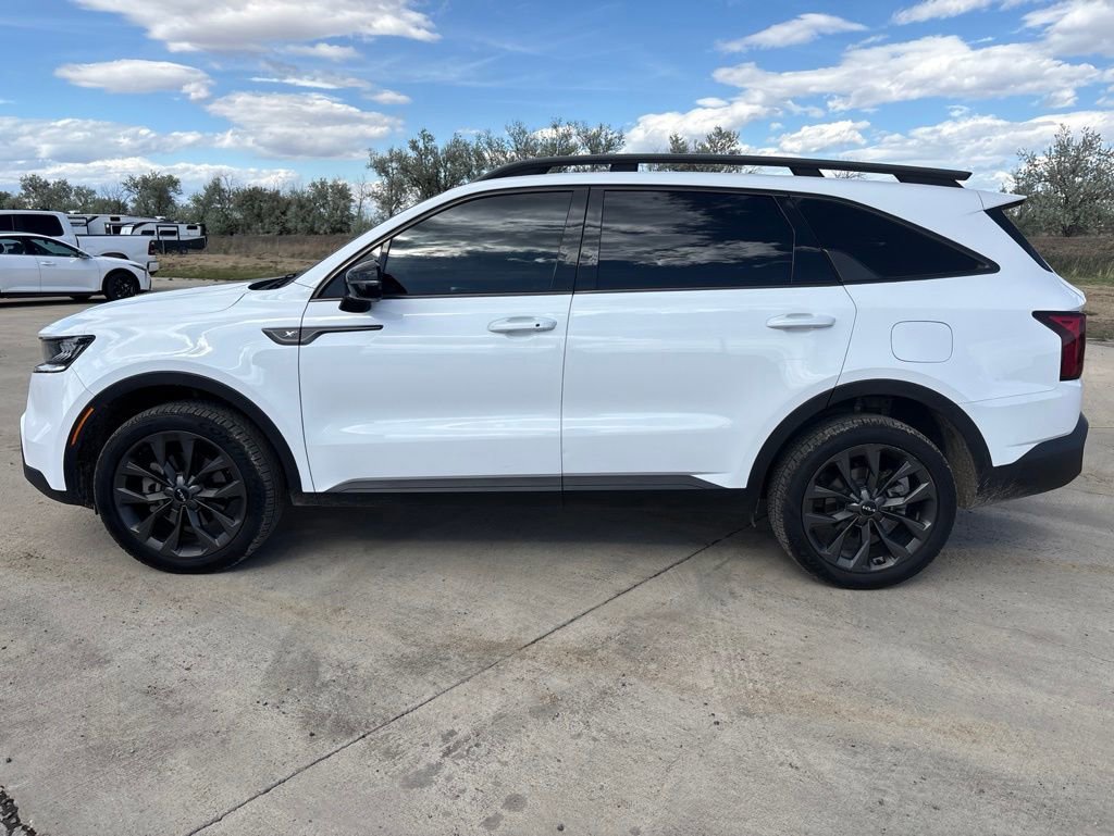 Used 2023 Kia Sorento X-Line EX AWD/4WD image 2
