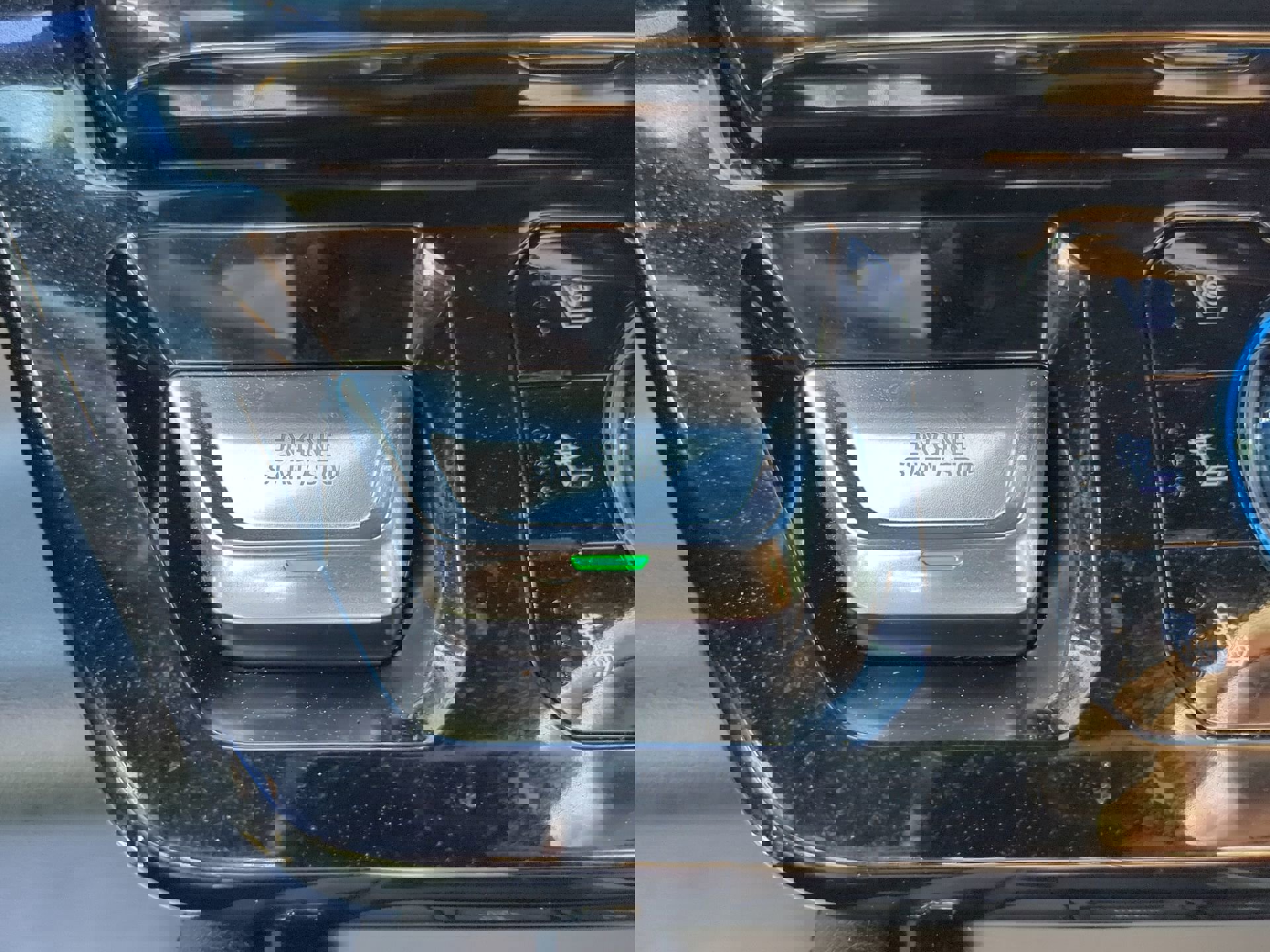 Used 2024 GMC Sierra 2500 AT4 w/ AT4 Premium Plus Package image 61