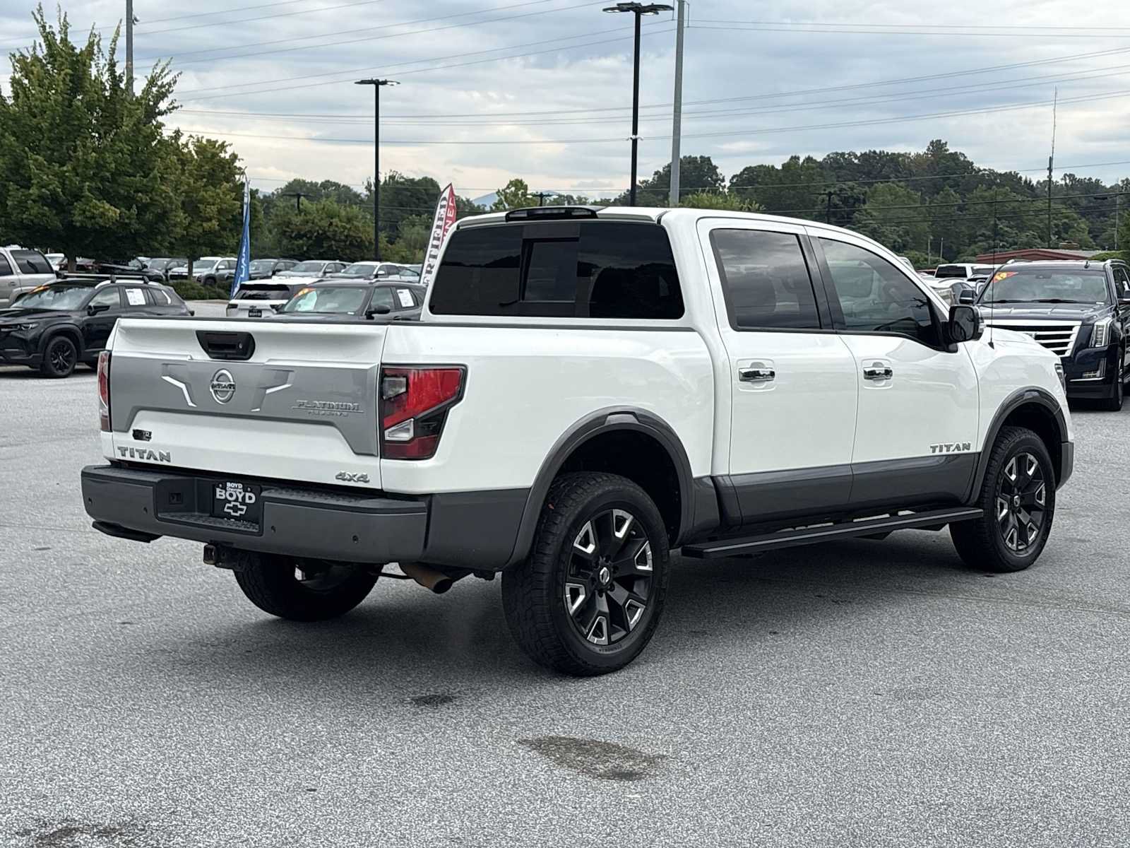 Used 2021 Nissan Titan Platinum Reserve w/ Moonroof Package AWD/4WD image 6