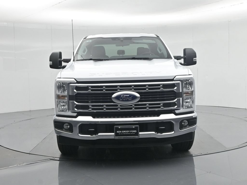 New 2026 Ford F350 XLT RWD image 24