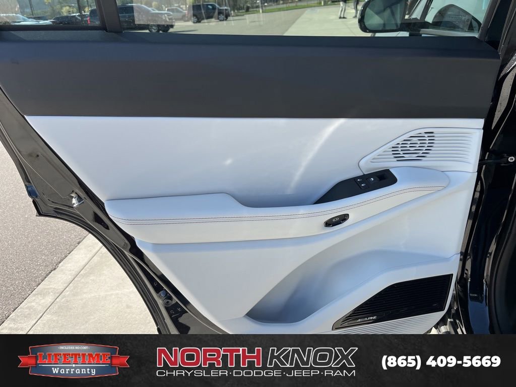 New 2026 Jeep Cherokee Limited image 16