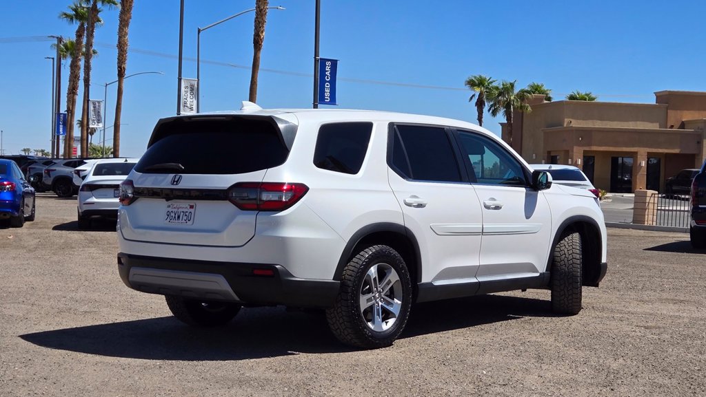 Used 2023 Honda Pilot EX-L image 4
