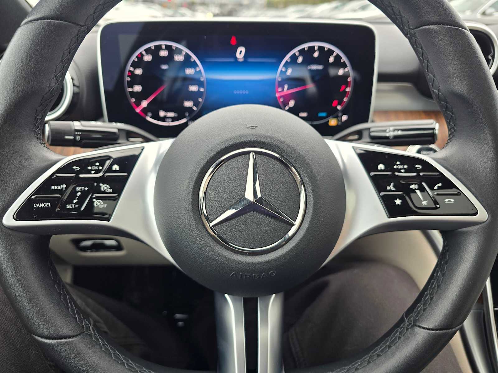 Used 2025 Mercedes-Benz C 300 Sedan image 23