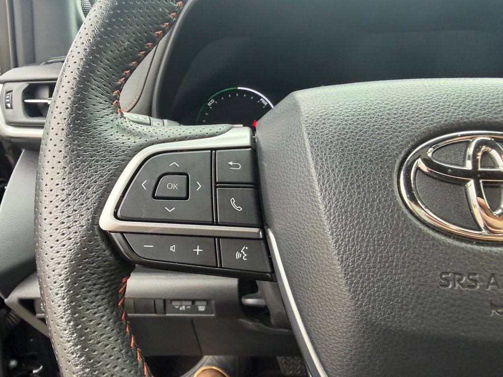 Used 2023 Toyota Sienna XSE w/ XSE Plus Package AWD/4WD image 20