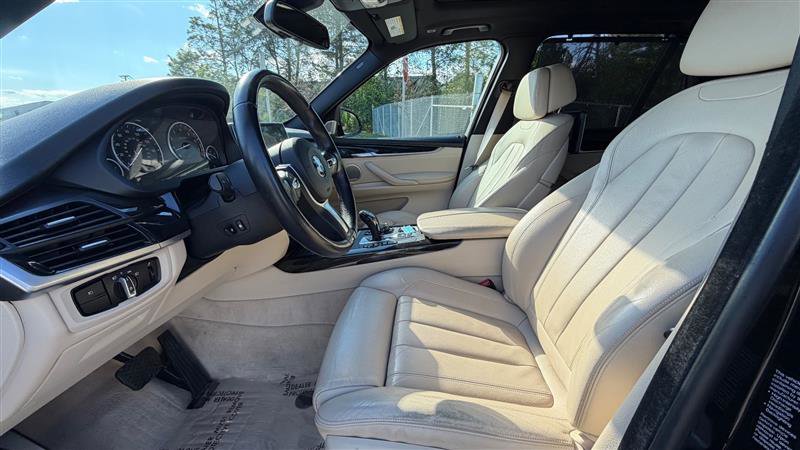 Used 2014 BMW X5 xDrive50i AWD/4WD image 14