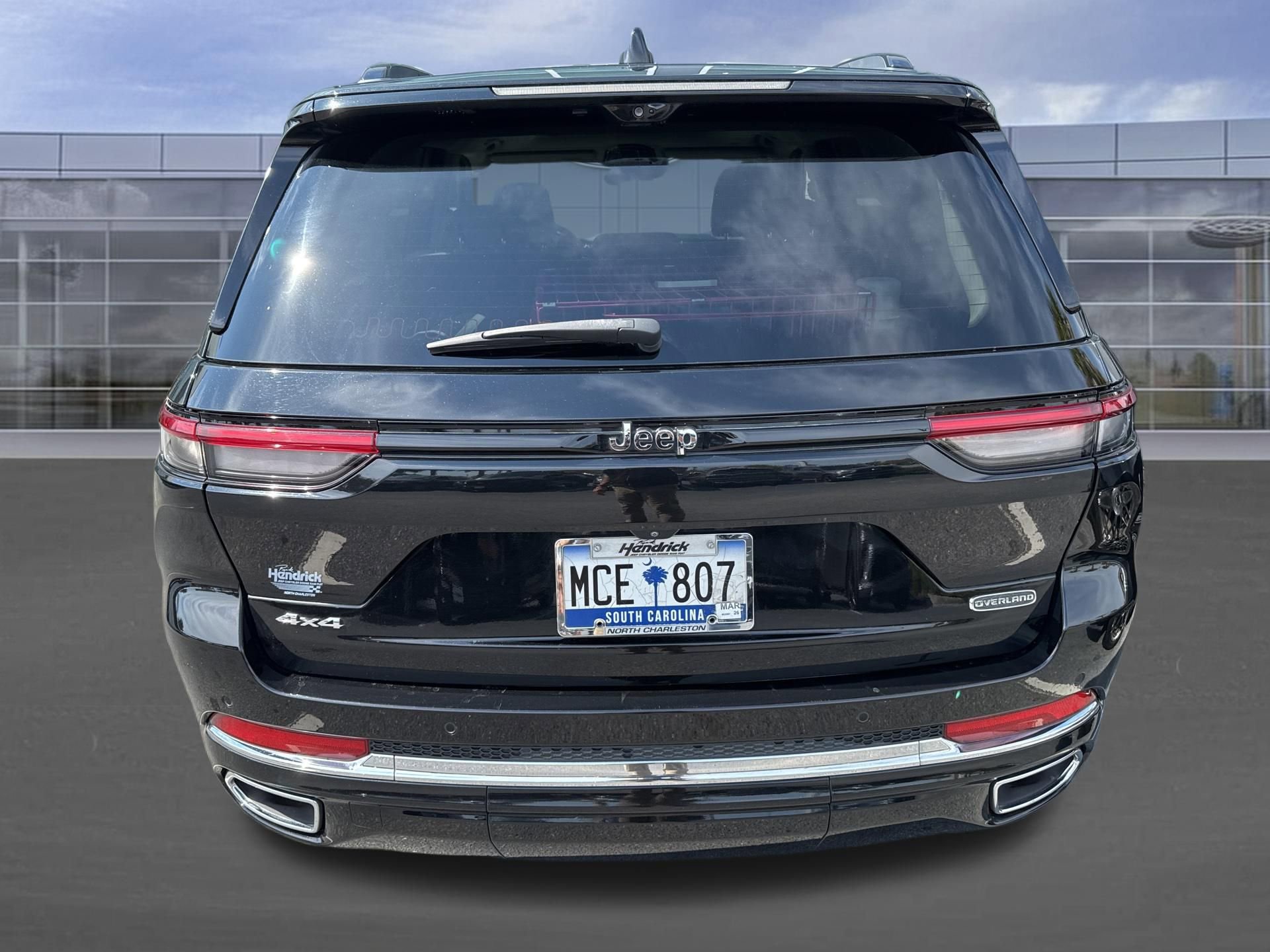 Used 2022 Jeep Grand Cherokee Overland w/ Luxury Tech Group IV image 5