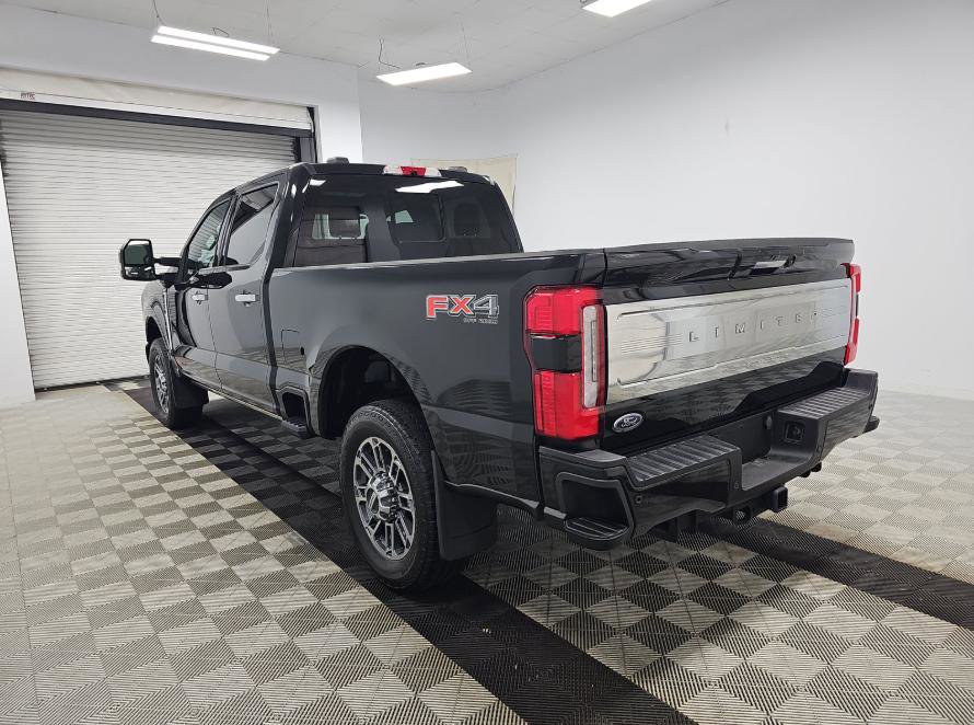 Used 2024 Ford F250 Limited w/ FX4 Off-Road Package image 3
