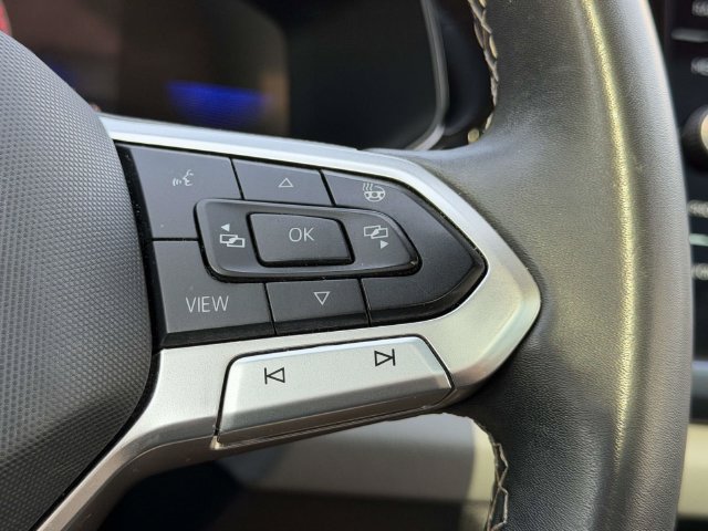 Used 2023 Volkswagen Taos SE w/ Panoramic Sunroof Package AWD/4WD image 24