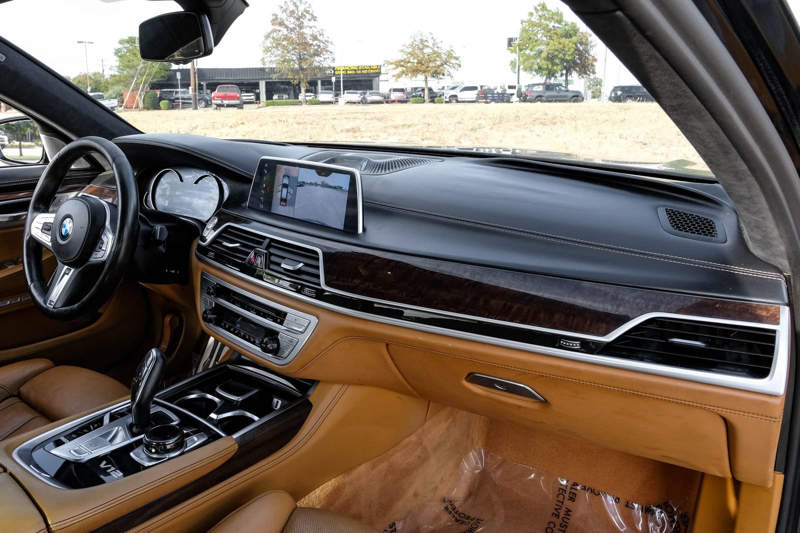 Used 2018 BMW M760i xDrive AWD/4WD image 10