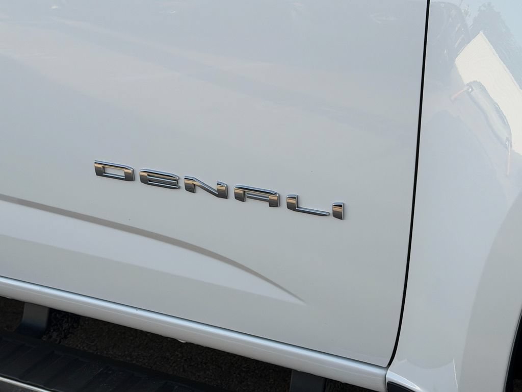 Used 2022 GMC Canyon Denali AWD/4WD image 10