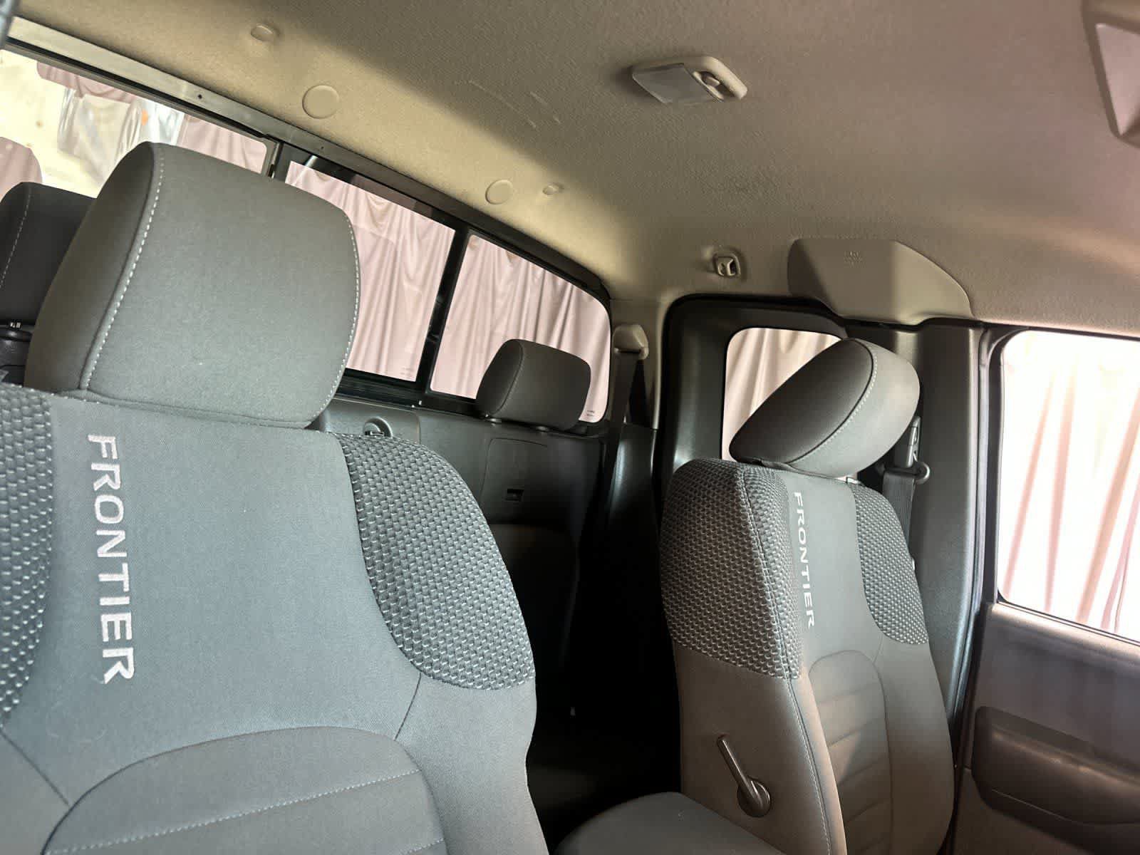 Used 2012 Nissan Frontier SV RWD image 17