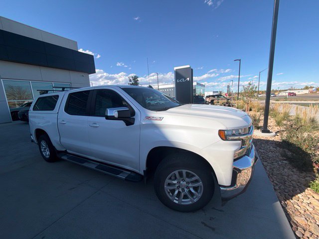 Used 2021 Chevrolet Silverado 1500 LT w/ Z71 Off-Road Package AWD/4WD image 1