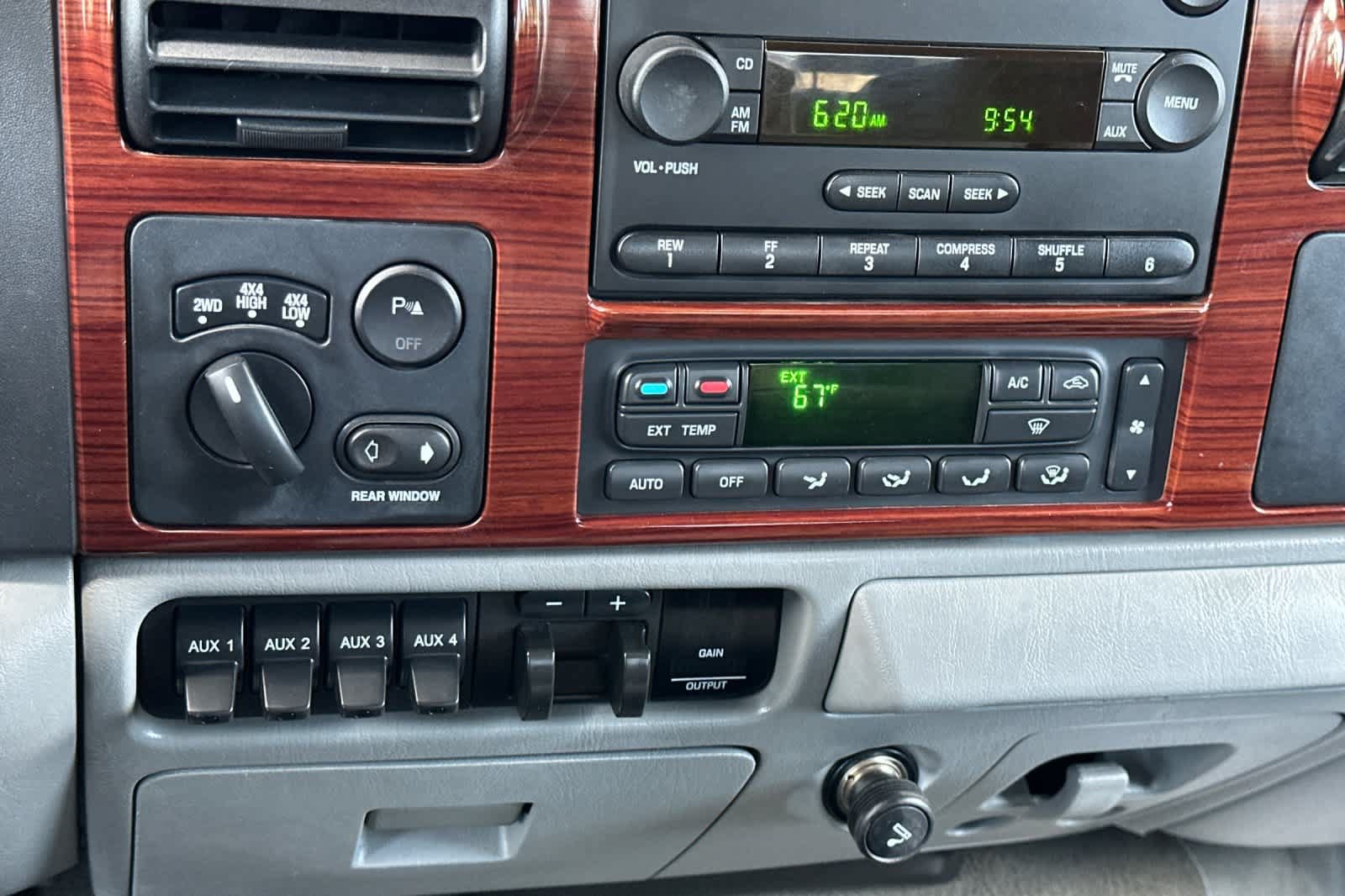 Used 2006 Ford F250 Lariat AWD/4WD image 18