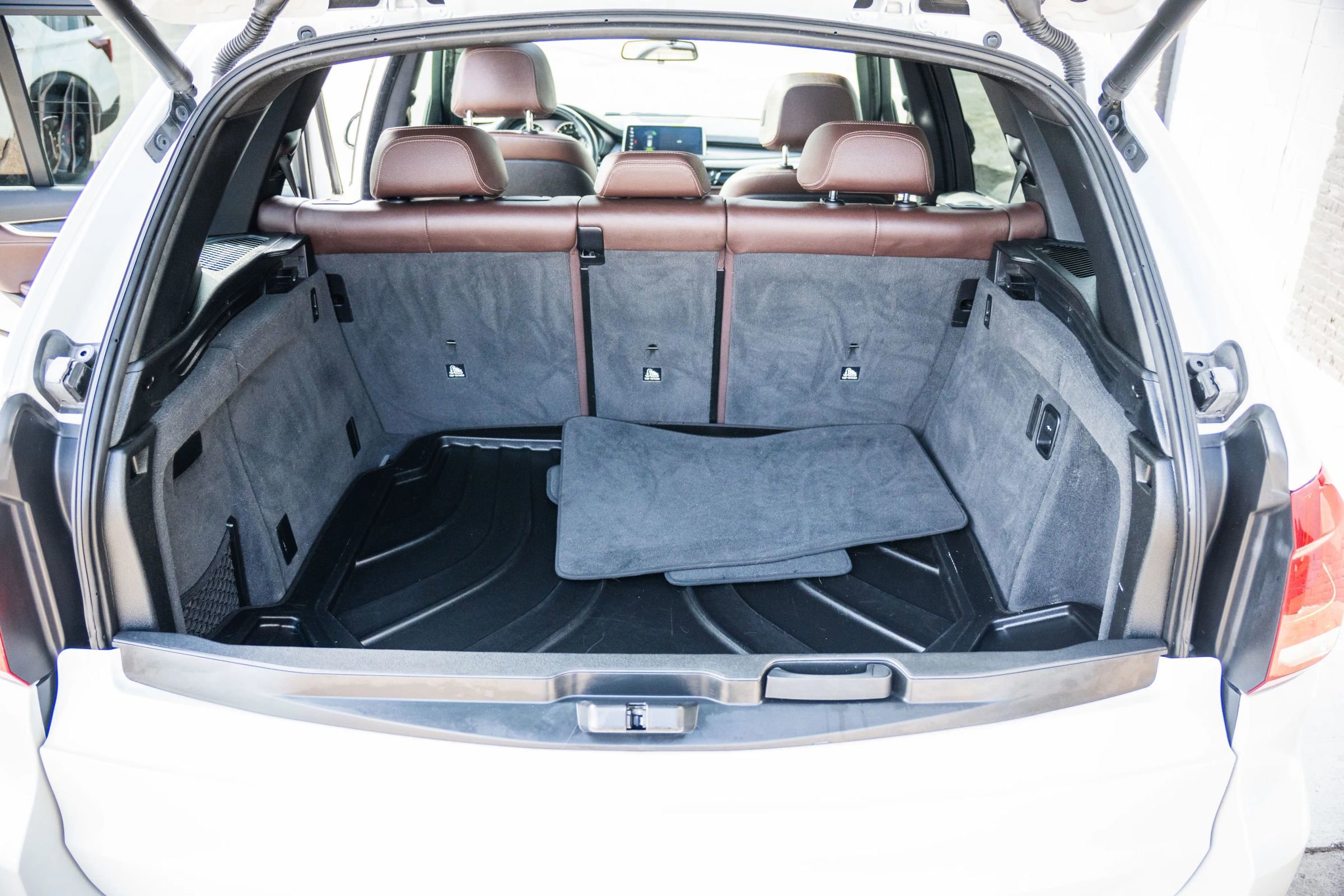 Used 2018 BMW X5 xDrive35i w/ Driving Assistance Package image 28