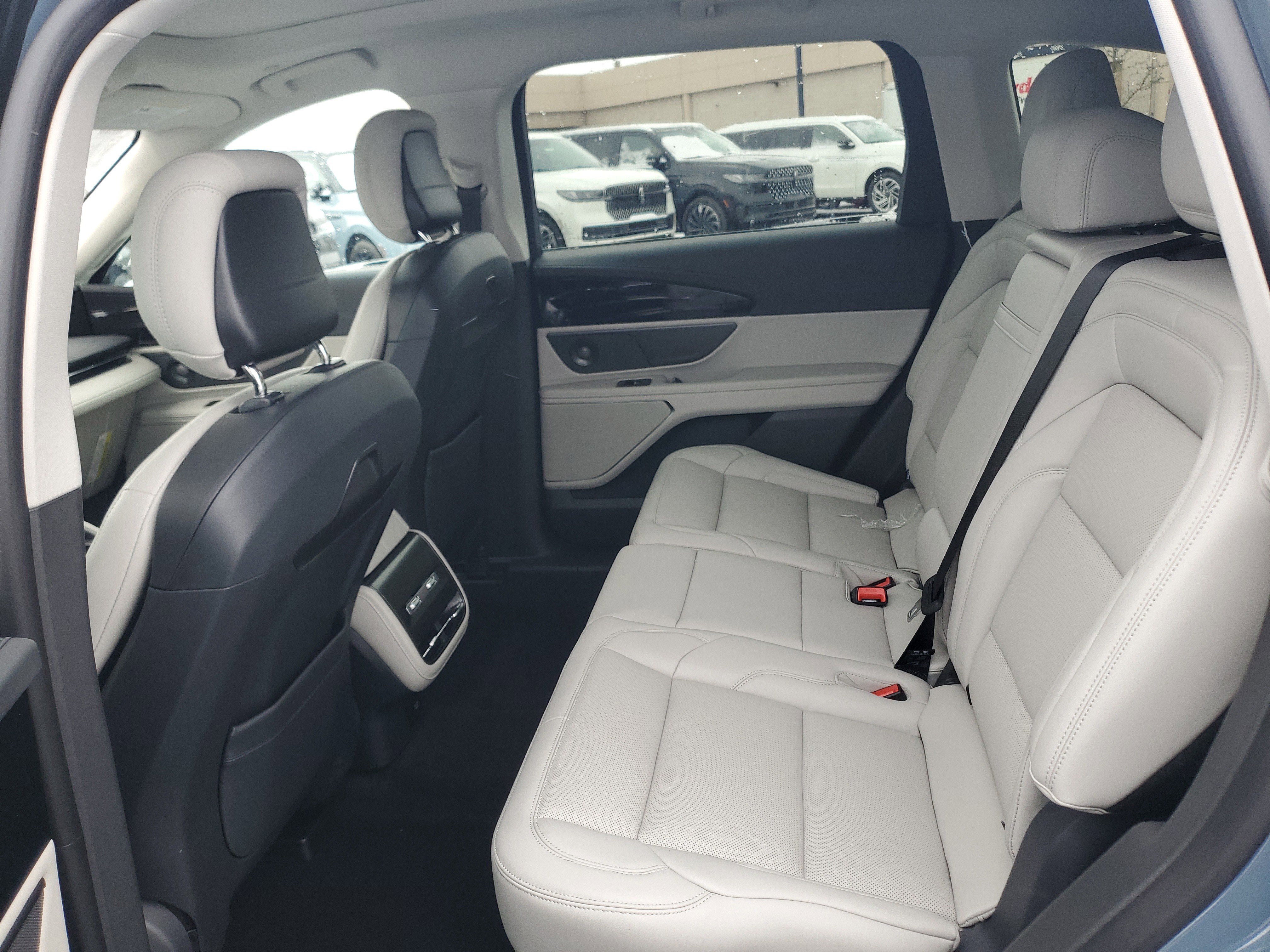 New 2026 Lincoln Nautilus Premier w/ Equipment Group 102A image 28