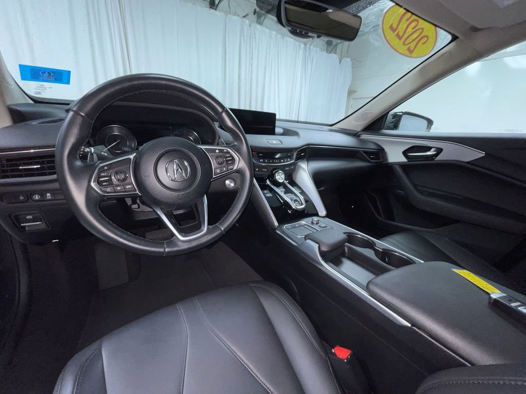 Used 2022 Acura TLX Base image 3