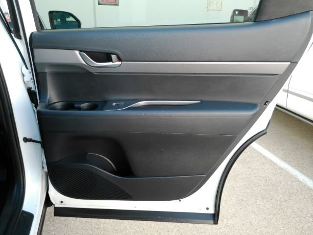 Used 2023 Hyundai Palisade SE FWD image 21