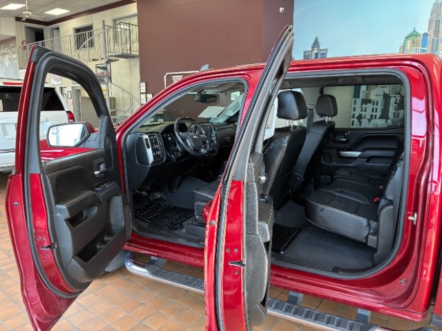 Used 2018 Chevrolet Silverado 1500 LT w/ All Star Edition AWD/4WD image 26