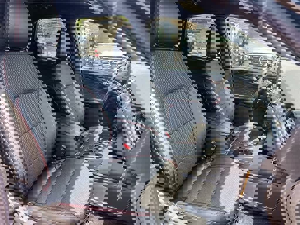 New 2024 Ford Escape ST-Line w/ Equipment Group 301A image 12