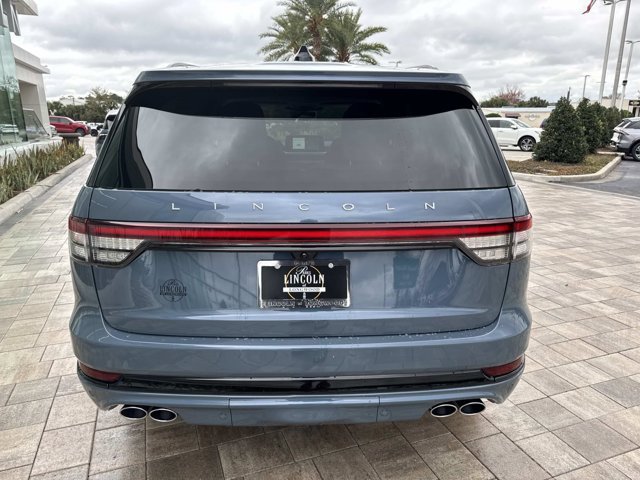 New 2026 Lincoln Aviator 2WD w/ Jet Appearance Package image 3