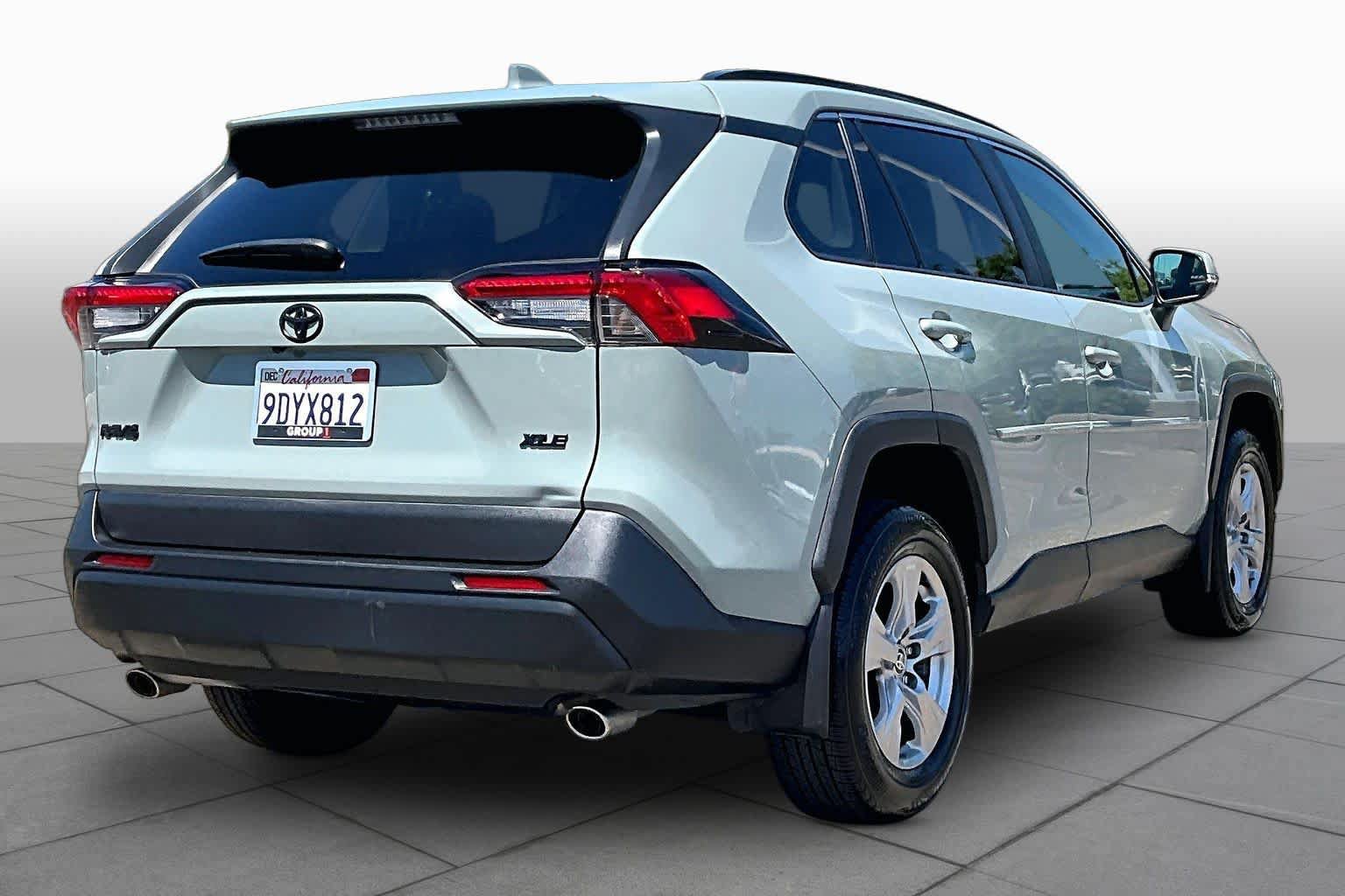 Certified 2022 Toyota RAV4 XLE w/ Convenience Package FWD image 12