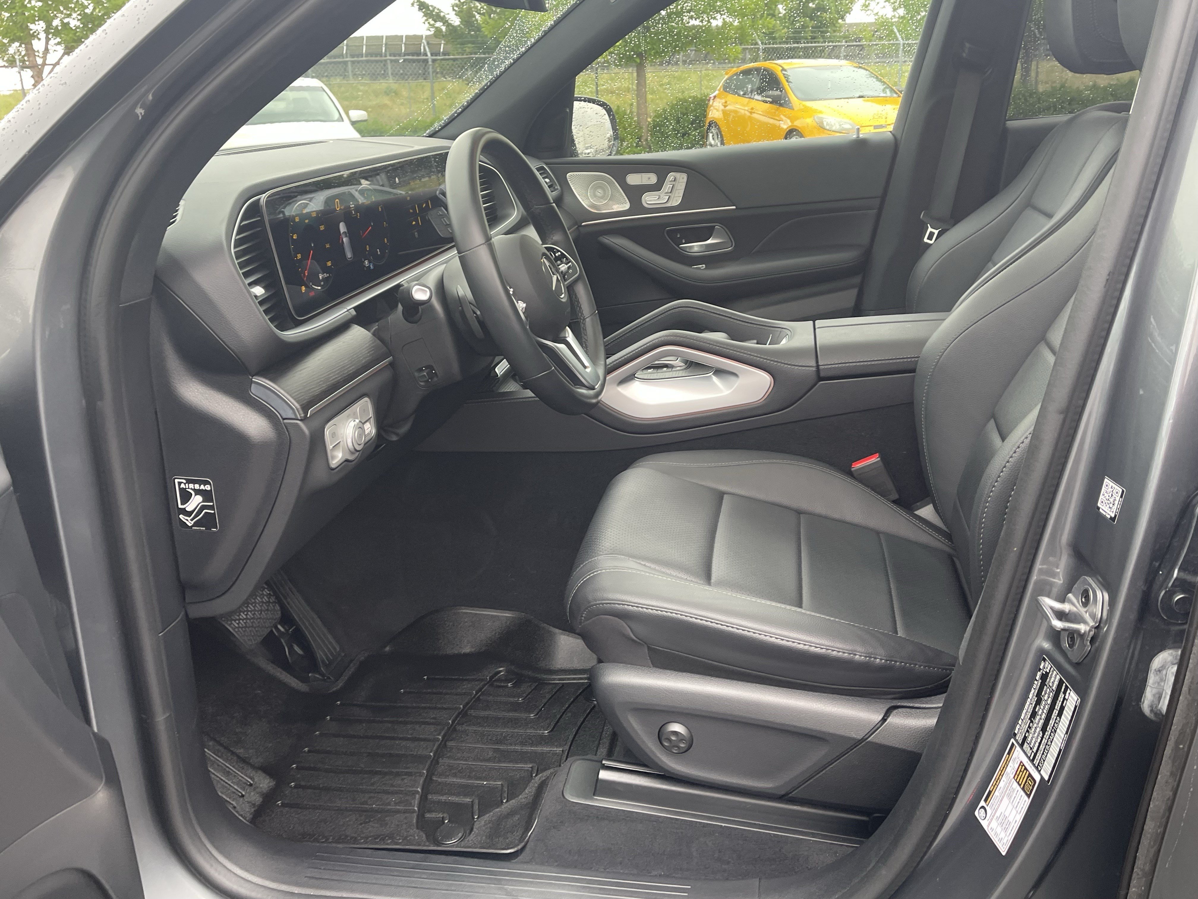 Used 2023 Mercedes-Benz GLE 350 4MATIC image 11