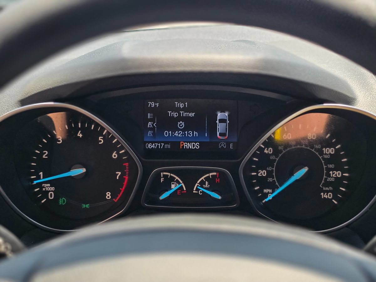 Used 2017 Ford Escape SE FWD image 29