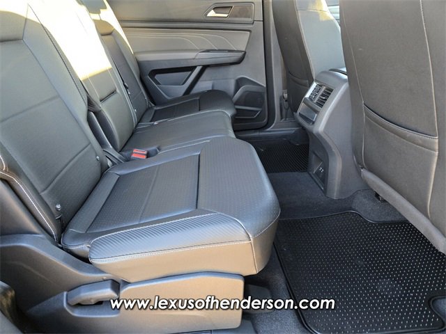 Used 2023 Volkswagen Atlas Cross Sport SEL R-Line image 16