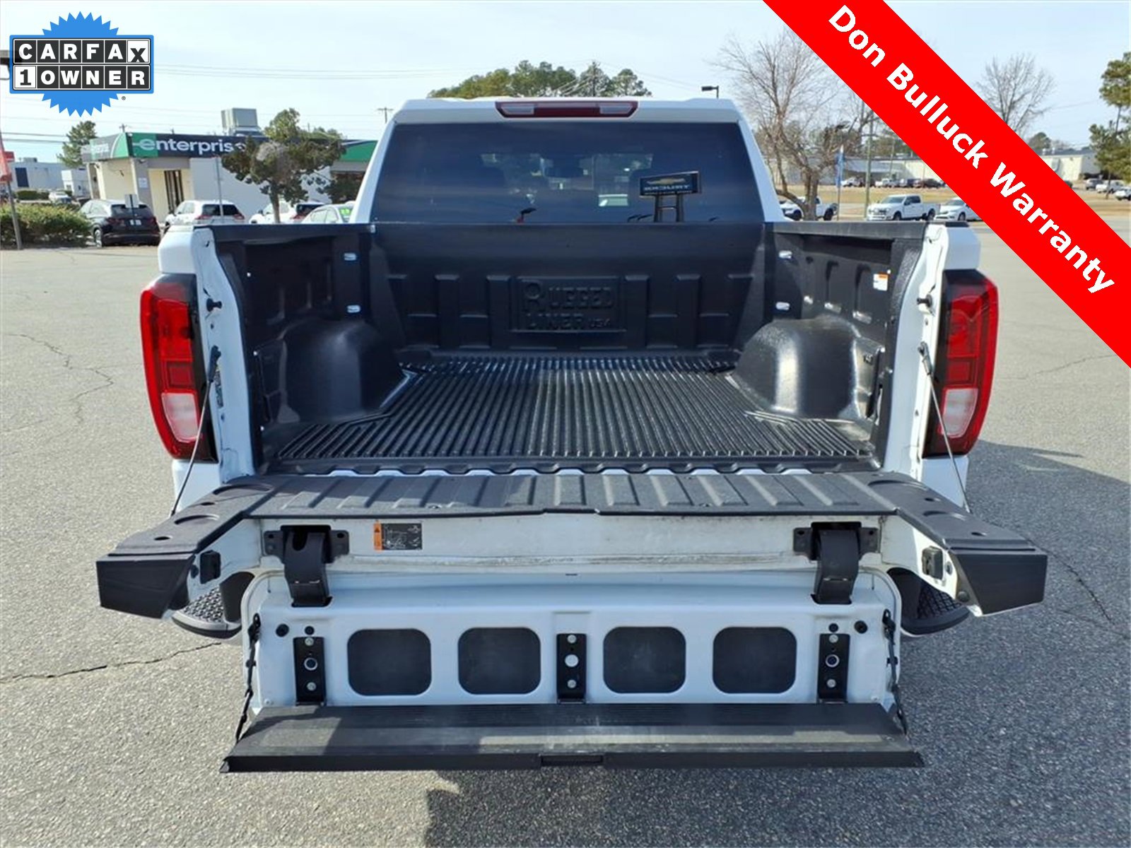Used 2024 GMC Sierra 1500 SLE image 11