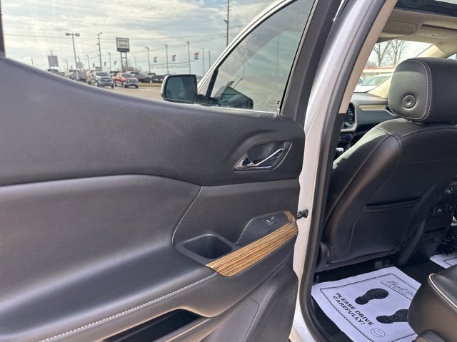 Used 2017 GMC Acadia Denali w/ Technology Package image 28