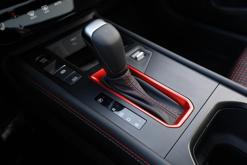 New 2026 Nissan Kicks SR w/ SR Premium Package image 18