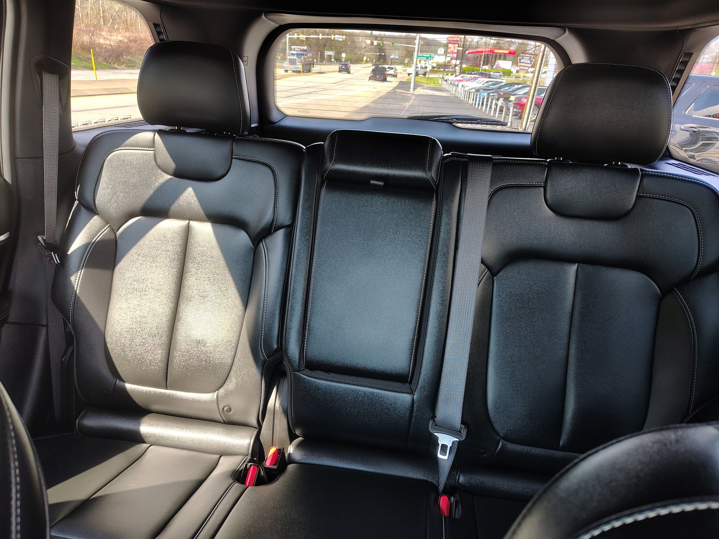 Certified 2024 Jeep Grand Cherokee Limited AWD/4WD image 23